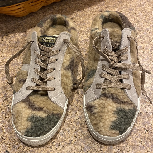 Vintage Havana Fuzzy Camouflage Multi Slip On Sneaker Shoes 7.5 - Picture 3 of 17